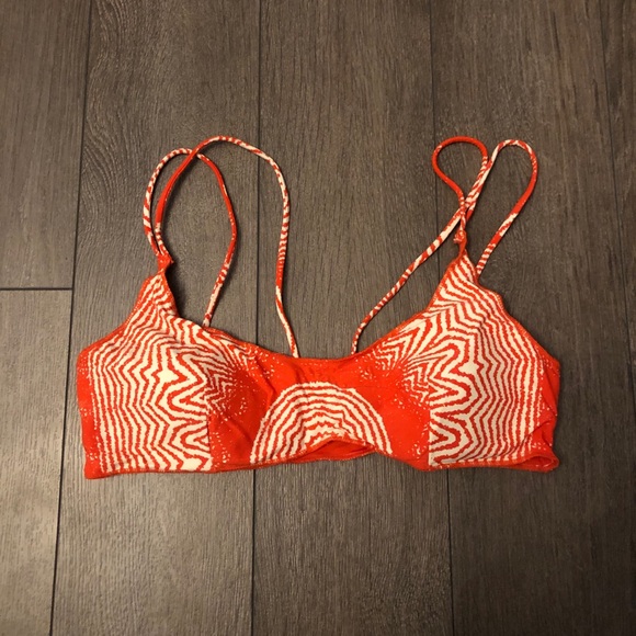 RipCurl Scoop Neck Bikini Top - Picture 2 of 8